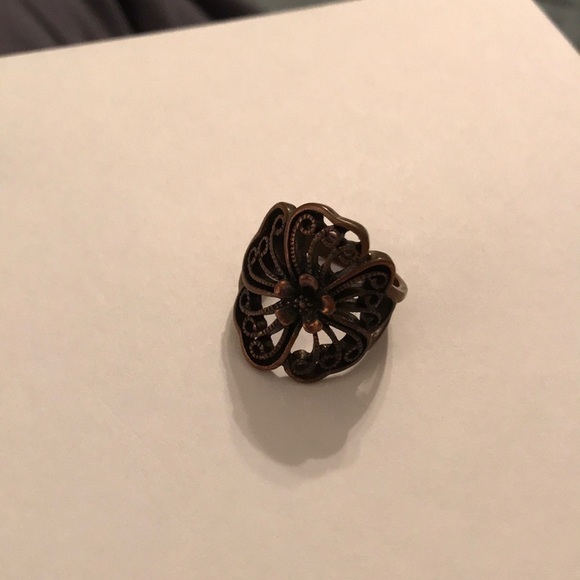 Flower brass earring, Size 8 - Picture 2 of 2